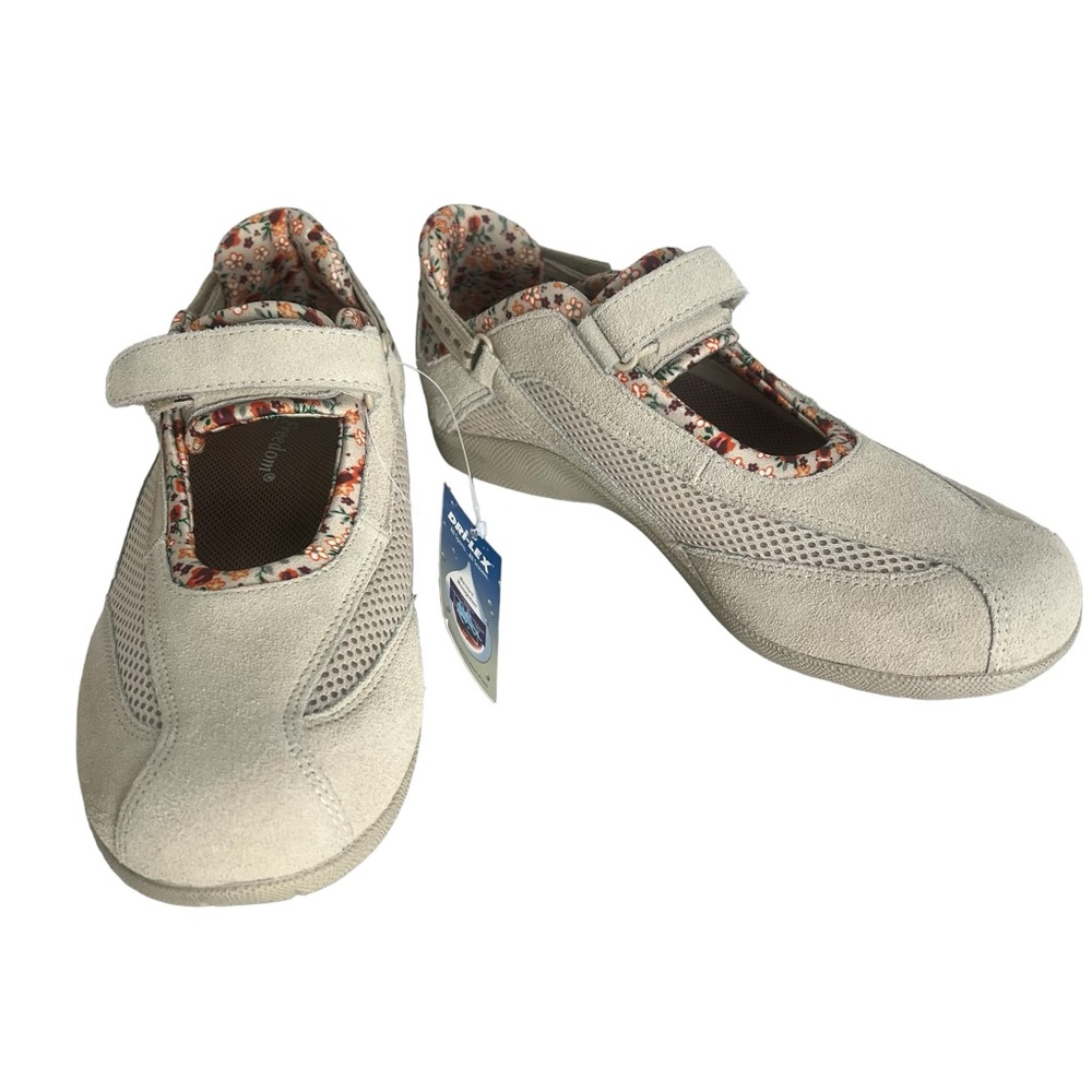Barefoot Freedom Leather Slip-on Sneaker With Adjustable Strap Women Size 8.5
